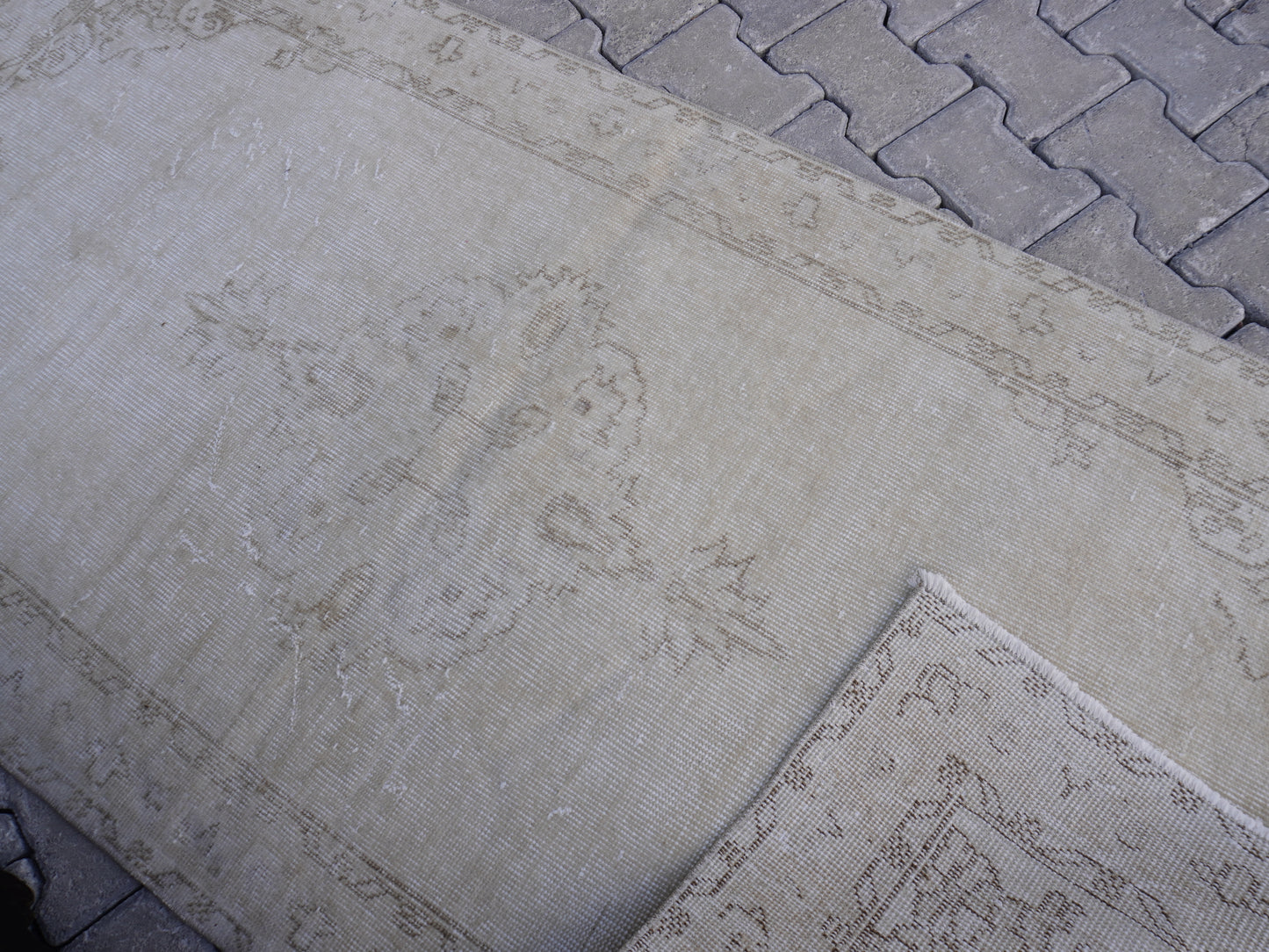 Wool Neutral Small Rug 3x6 ft - sku 1018