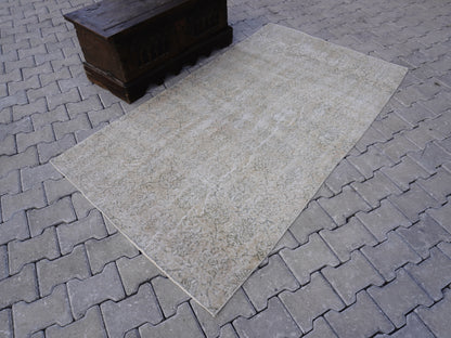 Wool Neutral Small Rug 4x7 ft - sku 907