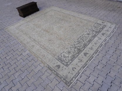Neutral Oversize Vintage Rug 9x12 ft - sku2015