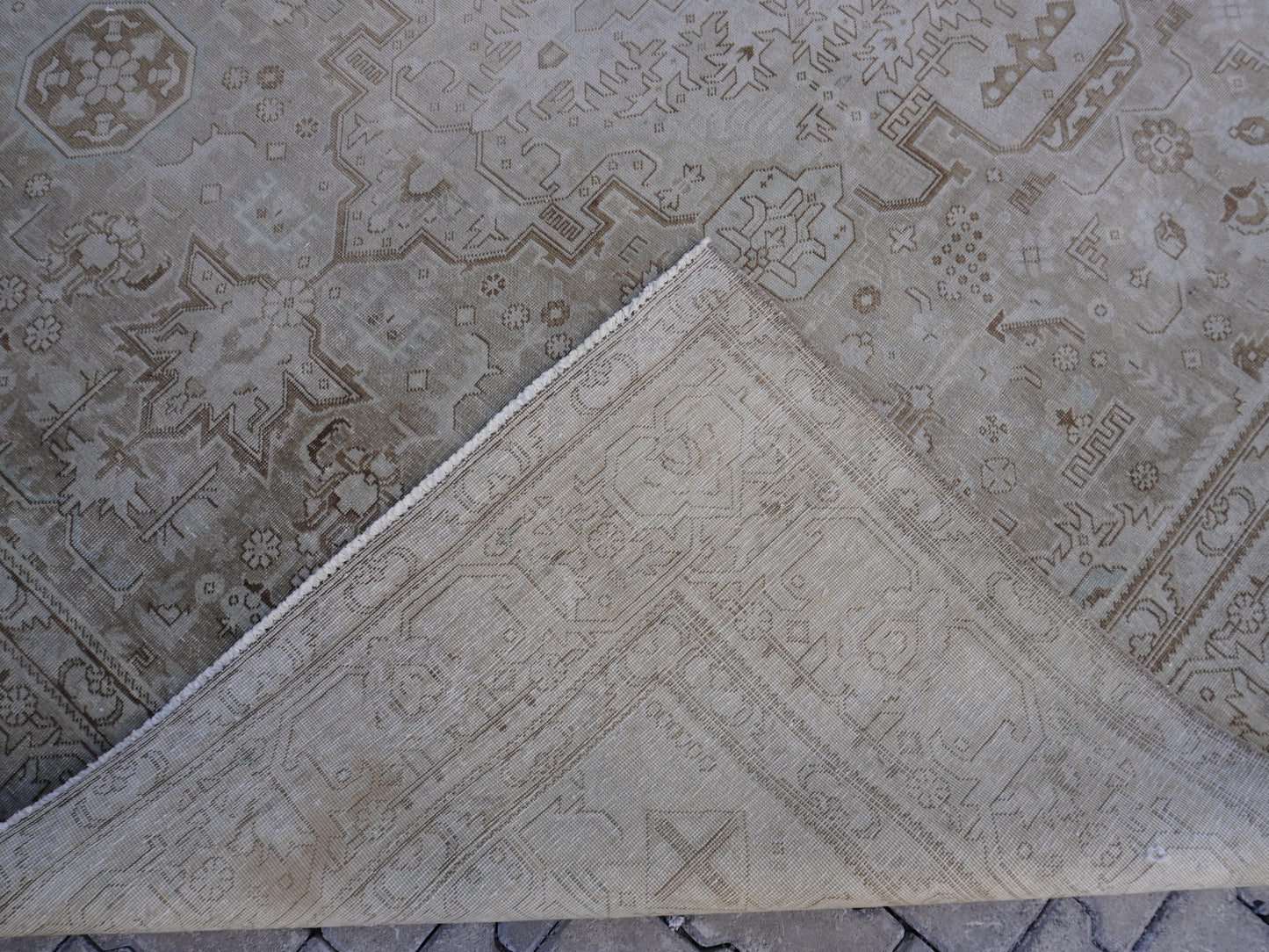 Vintage Neutral Large Rug 9x13 - sku2014