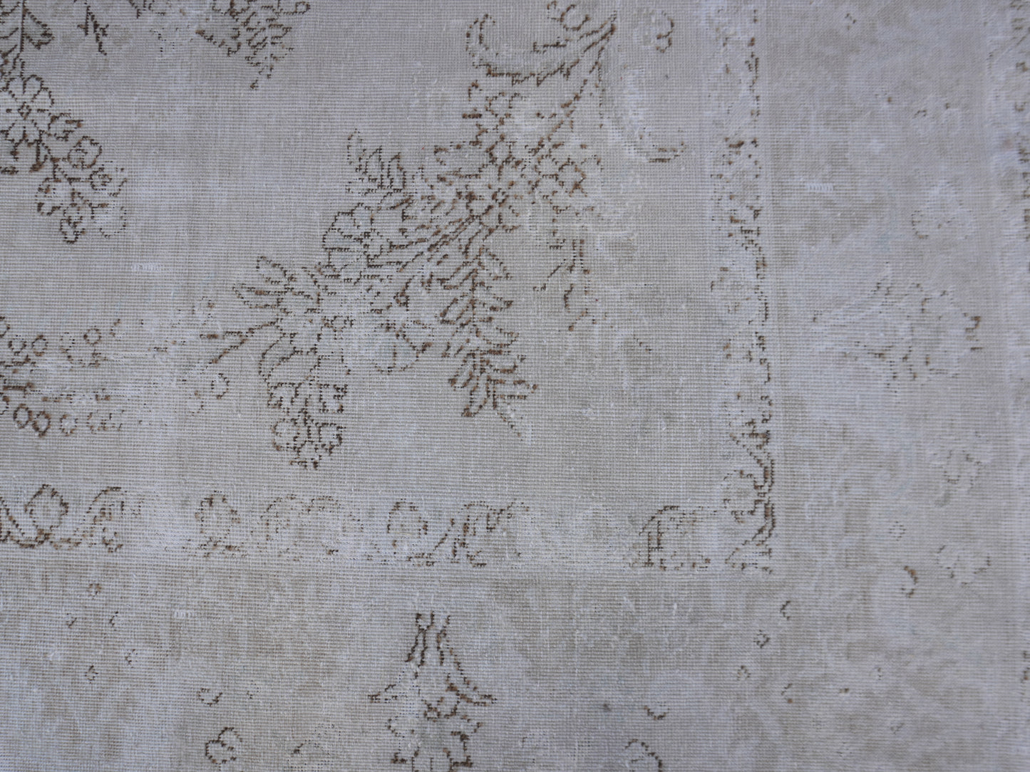 Neutral Large Vintage Rug 9x12 ft - sku2003