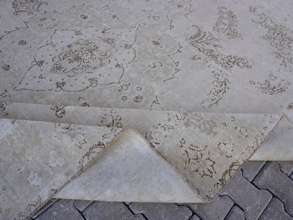 Neutral Large Vintage Rug 9x12 ft - sku2003