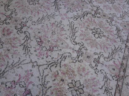 Neutral Small Rug 4x7 ft - sku 1120