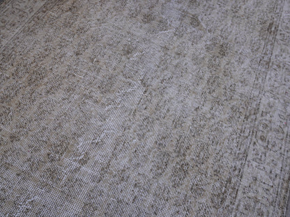 Neutral Small Rug 4x7 ft - sku 976