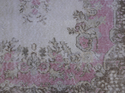 Neutral Small Rug 4x7 ft - sku 894