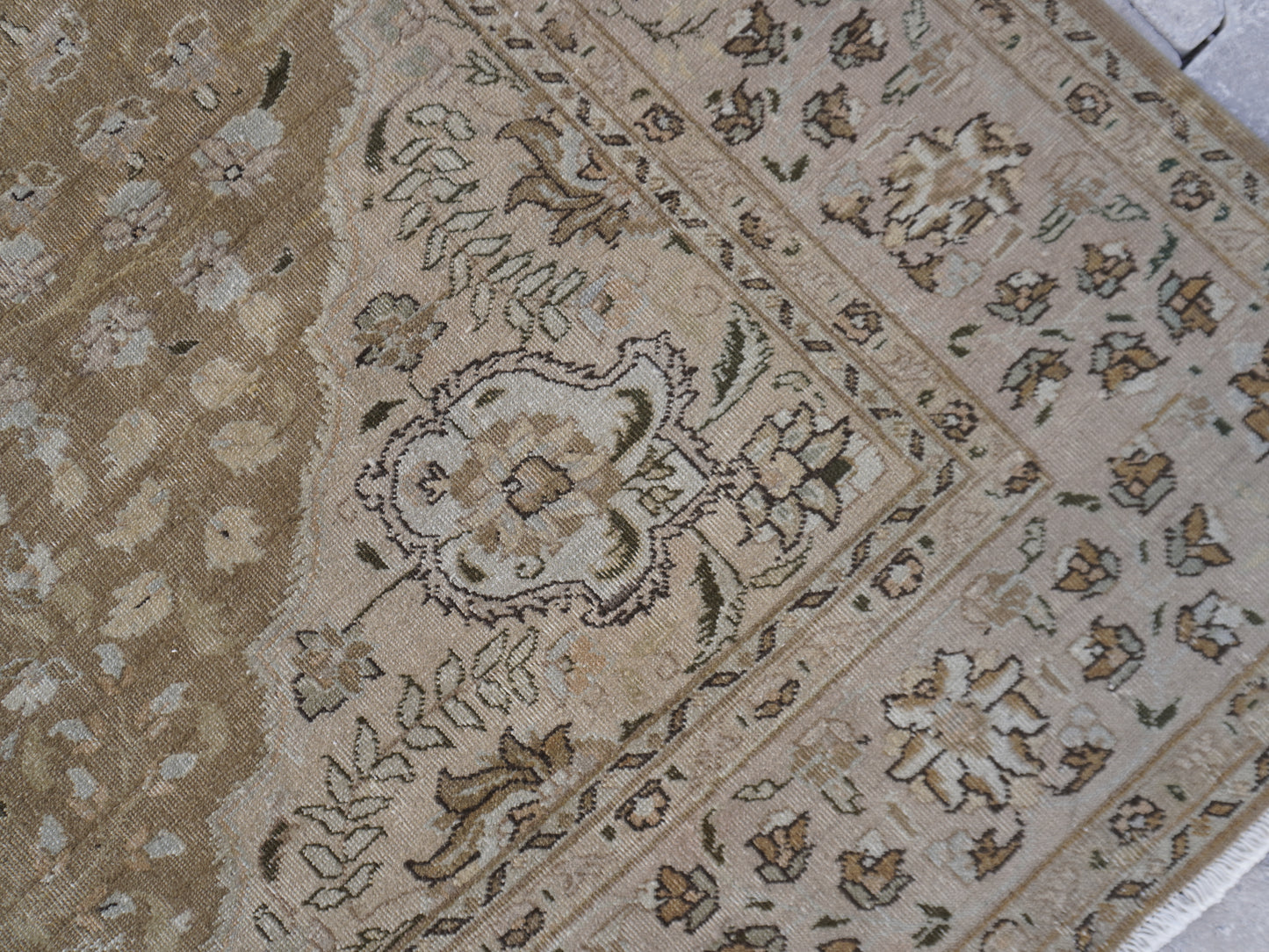 Wool Vintage Oversized Rug 8x9 ft - sku1717