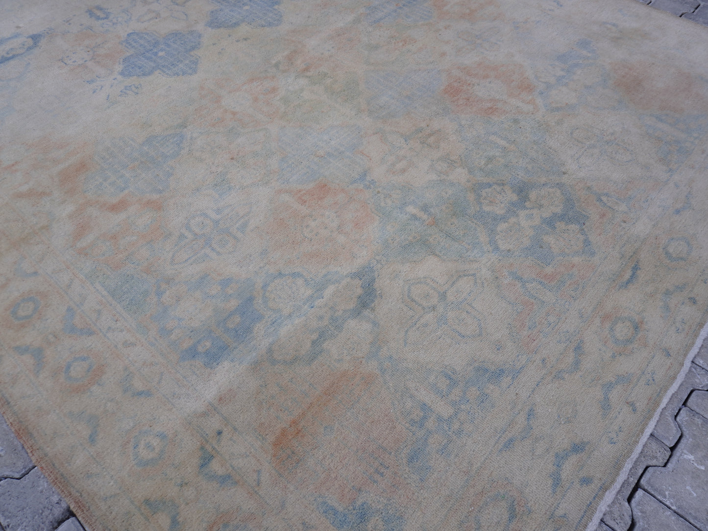 Vintage Neutral Wool Rug 8x9 ft - Sku1716