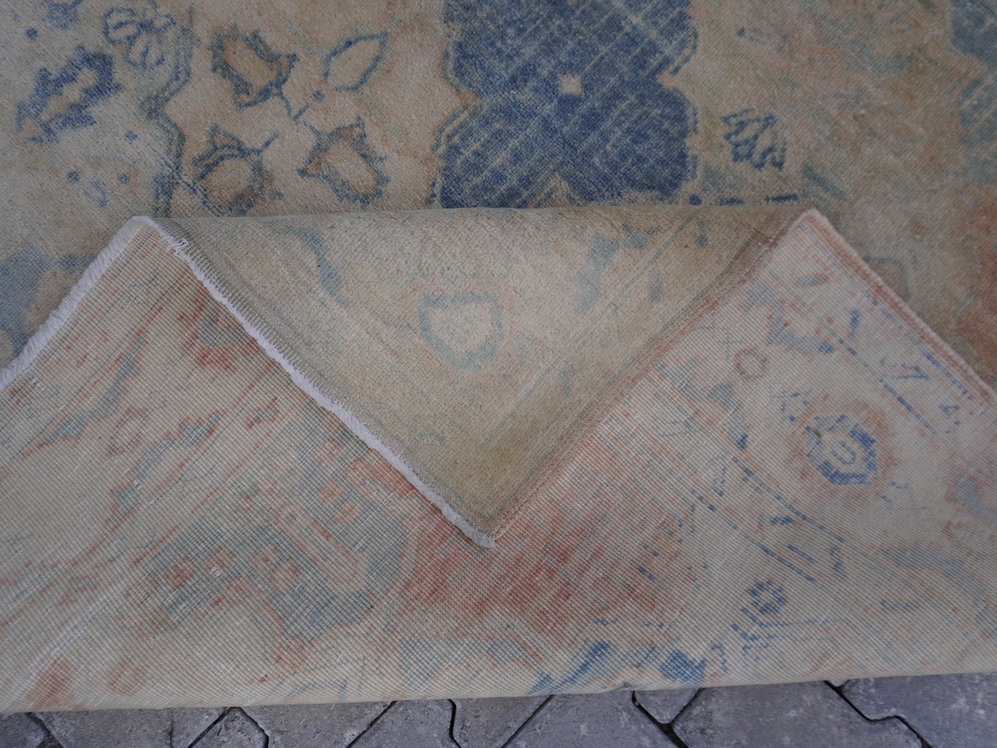 Vintage Neutral Wool Rug 8x9 ft - Sku1716
