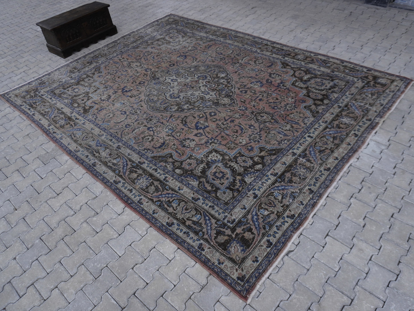 Vintage Oversized Rug 10x13 ft - sku1714