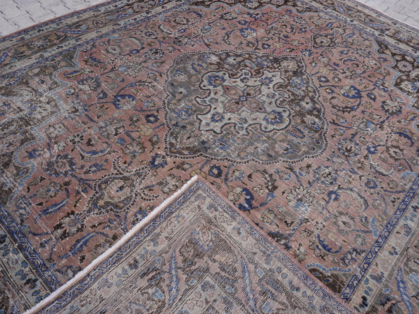 Vintage Oversized Rug 10x13 ft - sku1714