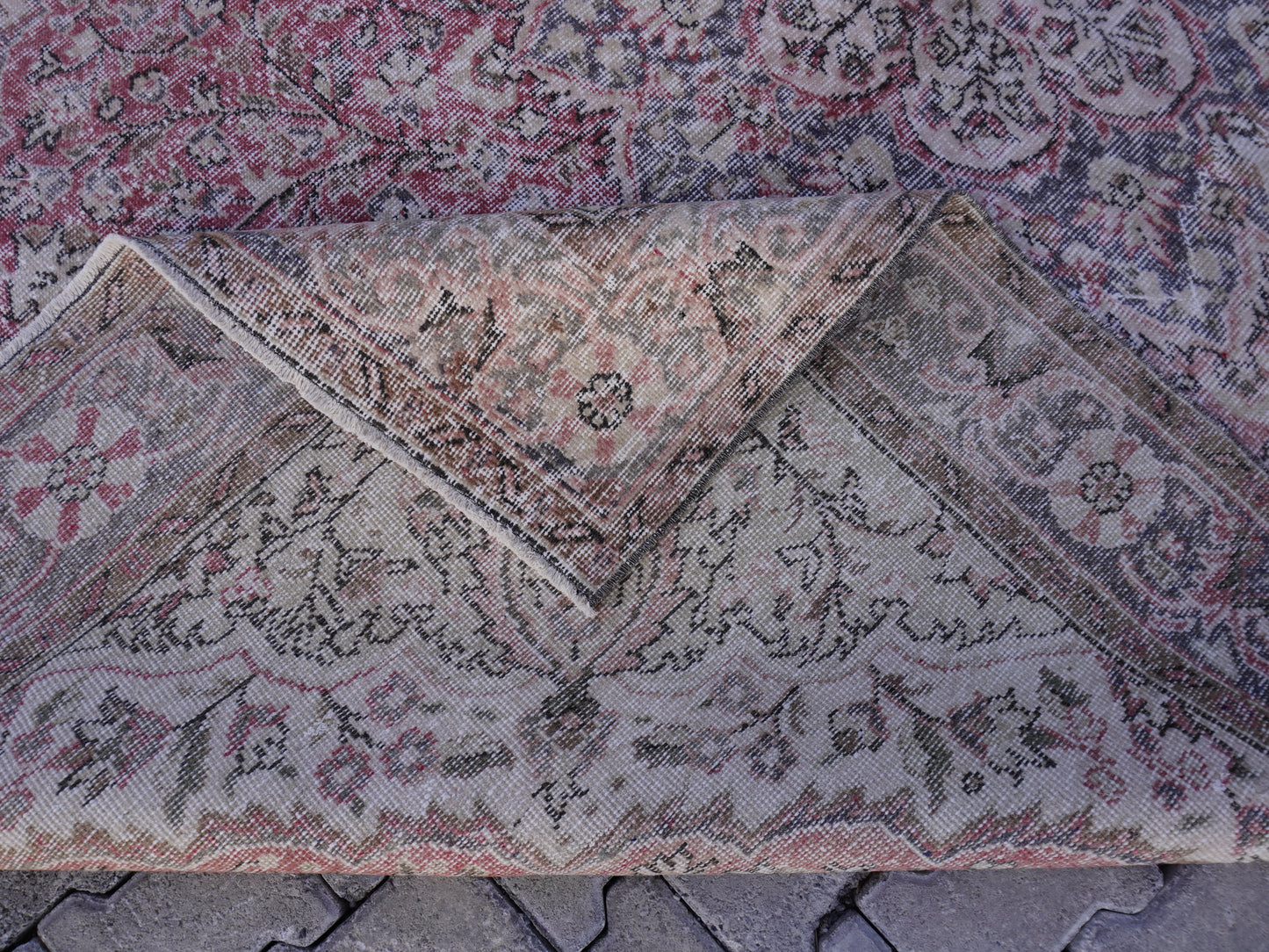 Vintage Turkish Area Rug 7x10 ft - skuf35