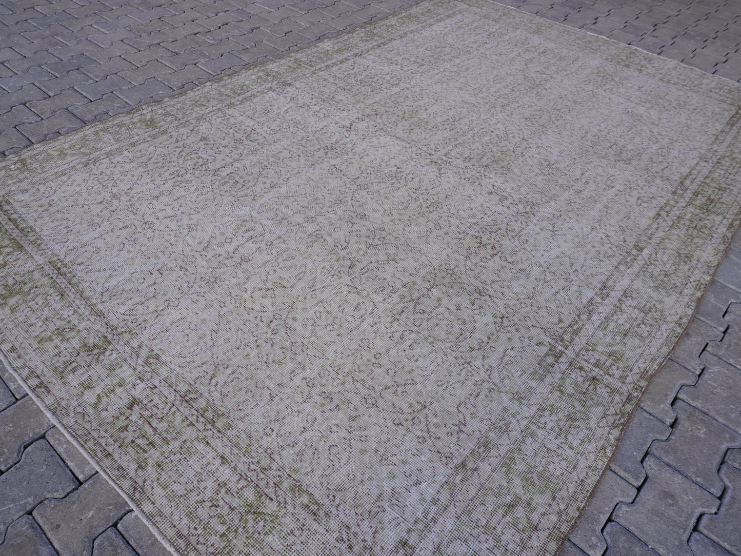 Turkish Wool Neutral Rug 6x10 ft -  skuf161