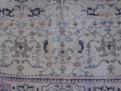 Turkish Vintage Rug 7x10 ft - skuf170