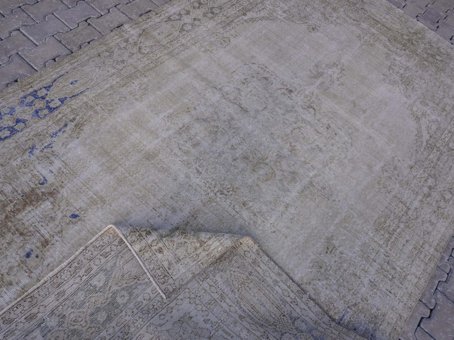 Turkish Vintage Rug 6x10 ft - skuf306
