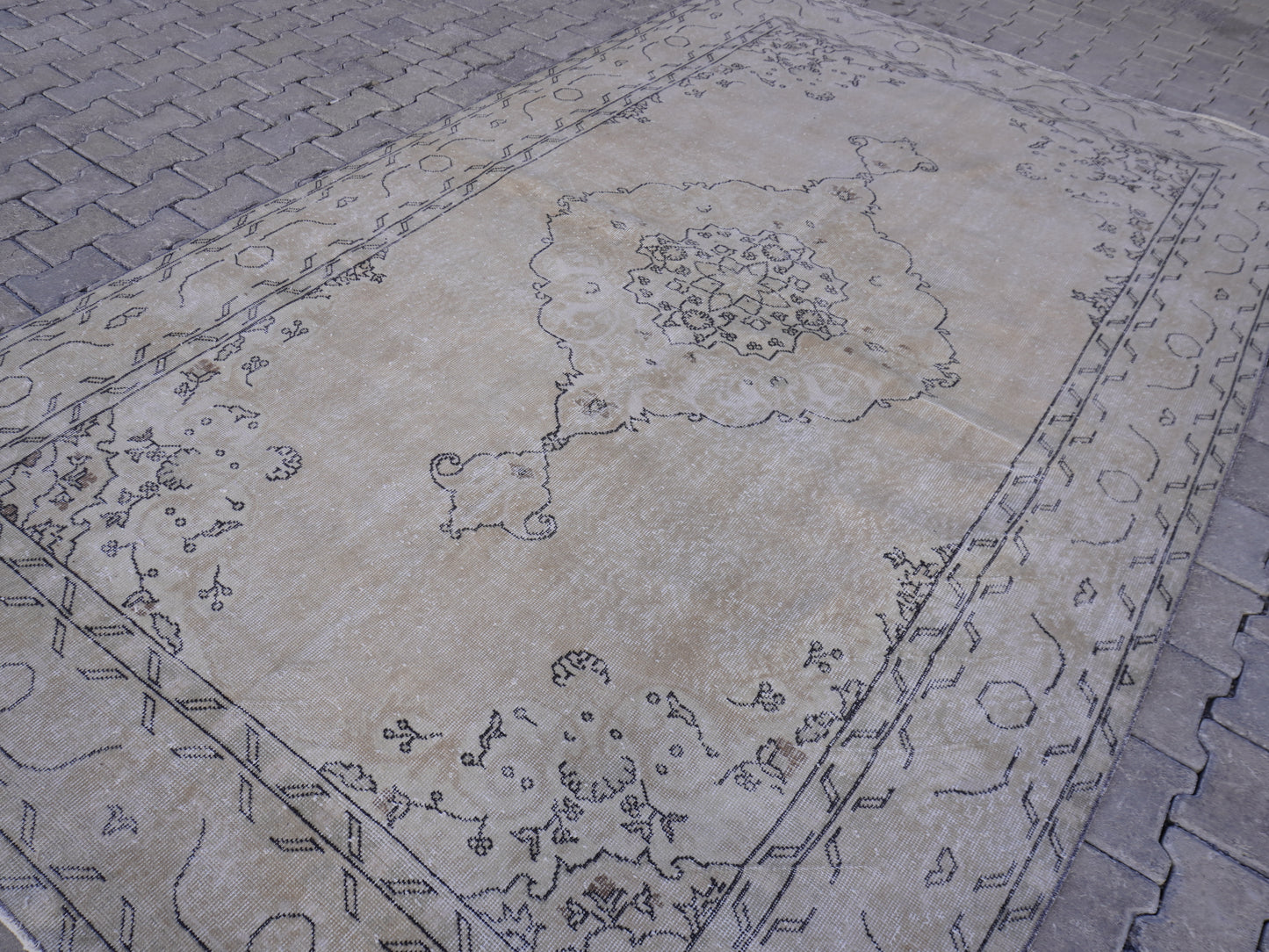 Vintage Wool Area Turkish Rug 7x11 ft, skuf152