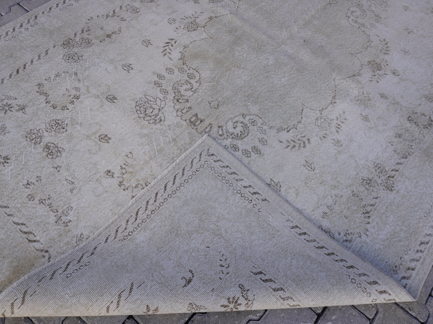 Turkish Vintage Rug 7x10 ft - skuf100