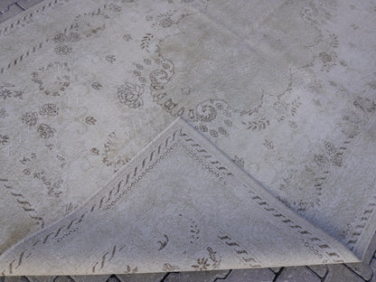 Turkish Vintage Rug 7x10 ft - skuf100