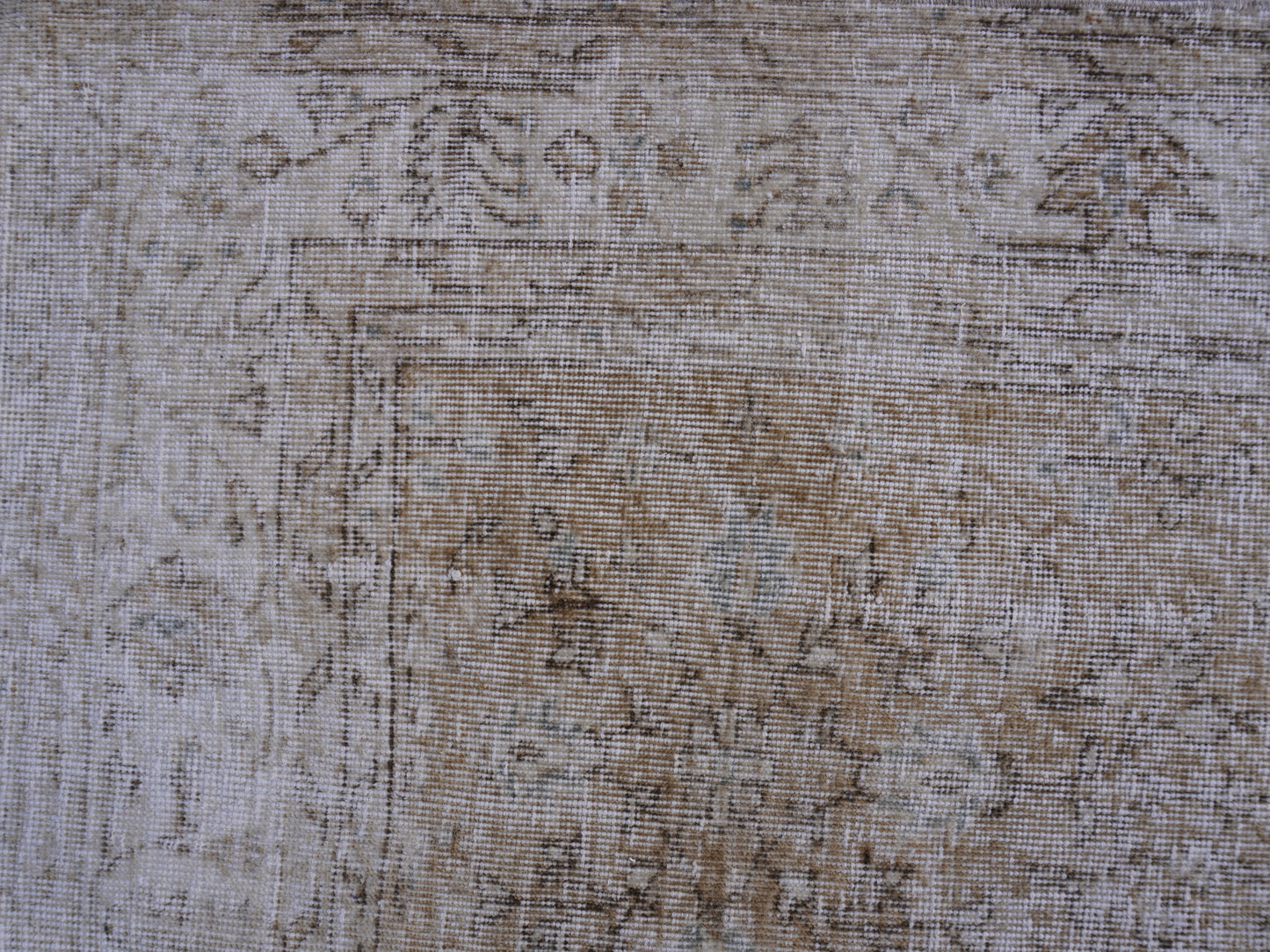 Turkish Vintage Wool Rug 7x10 ft - skuf203