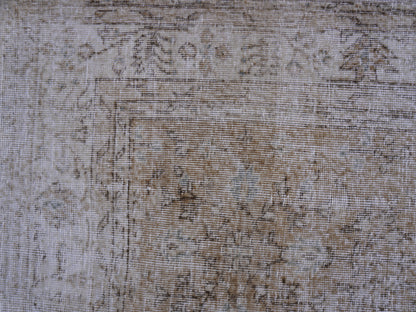 Turkish Vintage Wool Rug 7x10 ft - skuf203