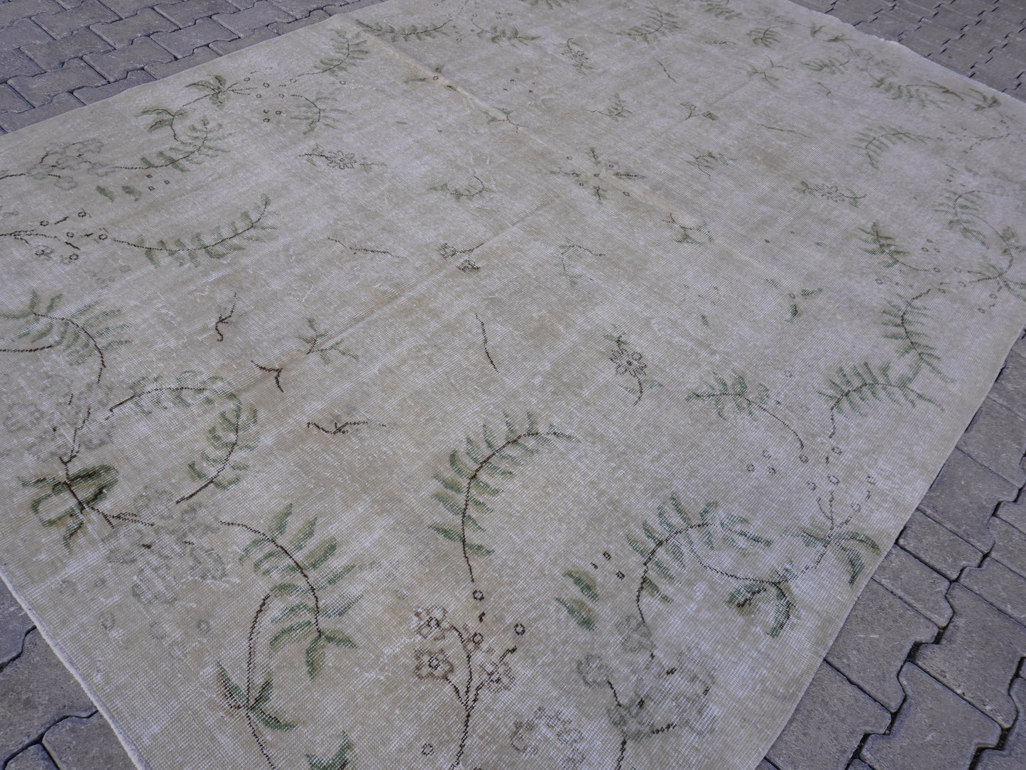 Wool Neutral Rug 7x10 Ft - sku65