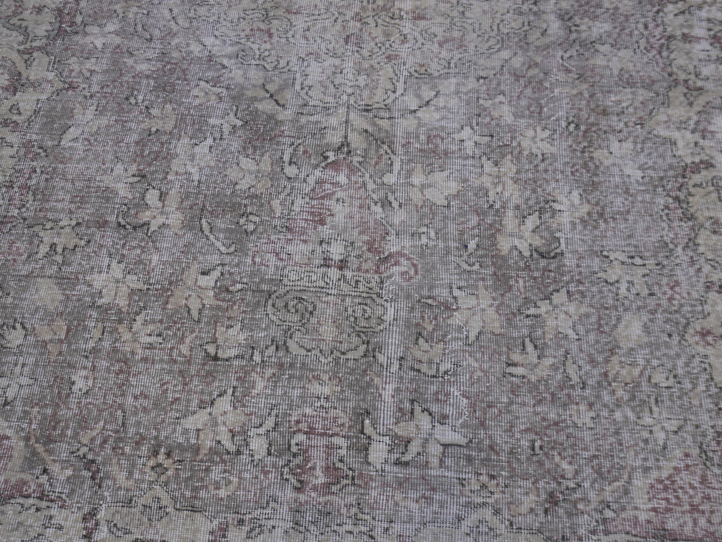 Turkish Vintage Rug 6x9 ft - skuf144
