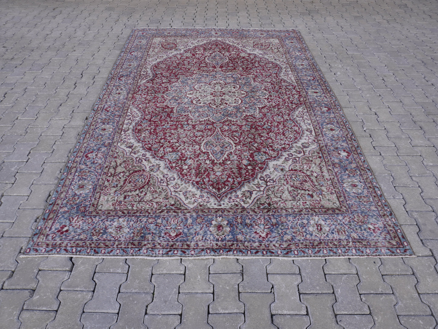 Vintage Hand Made Rug 7x10 ft - skuf113