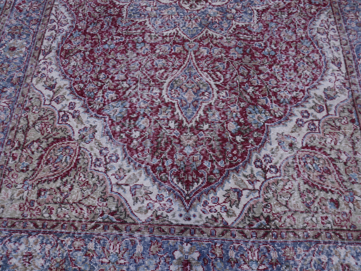 Vintage Hand Made Rug 7x10 ft - skuf113