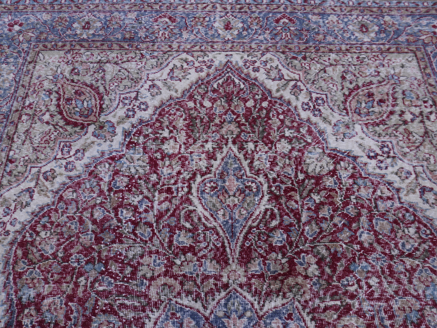 Vintage Hand Made Rug 7x10 ft - skuf113