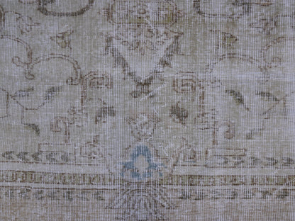 Wool Turkish Vintage Rug 7x10 ft - skuf42