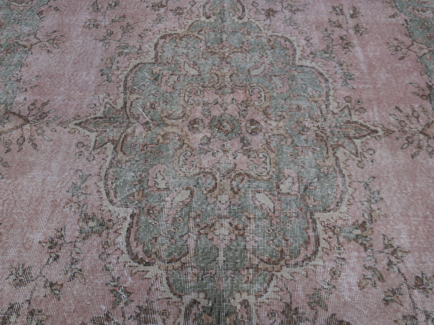 Turkish Vintage Wool Rug 7x10 ft - skuf22