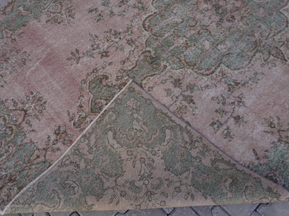 Turkish Vintage Wool Rug 7x10 ft - skuf22