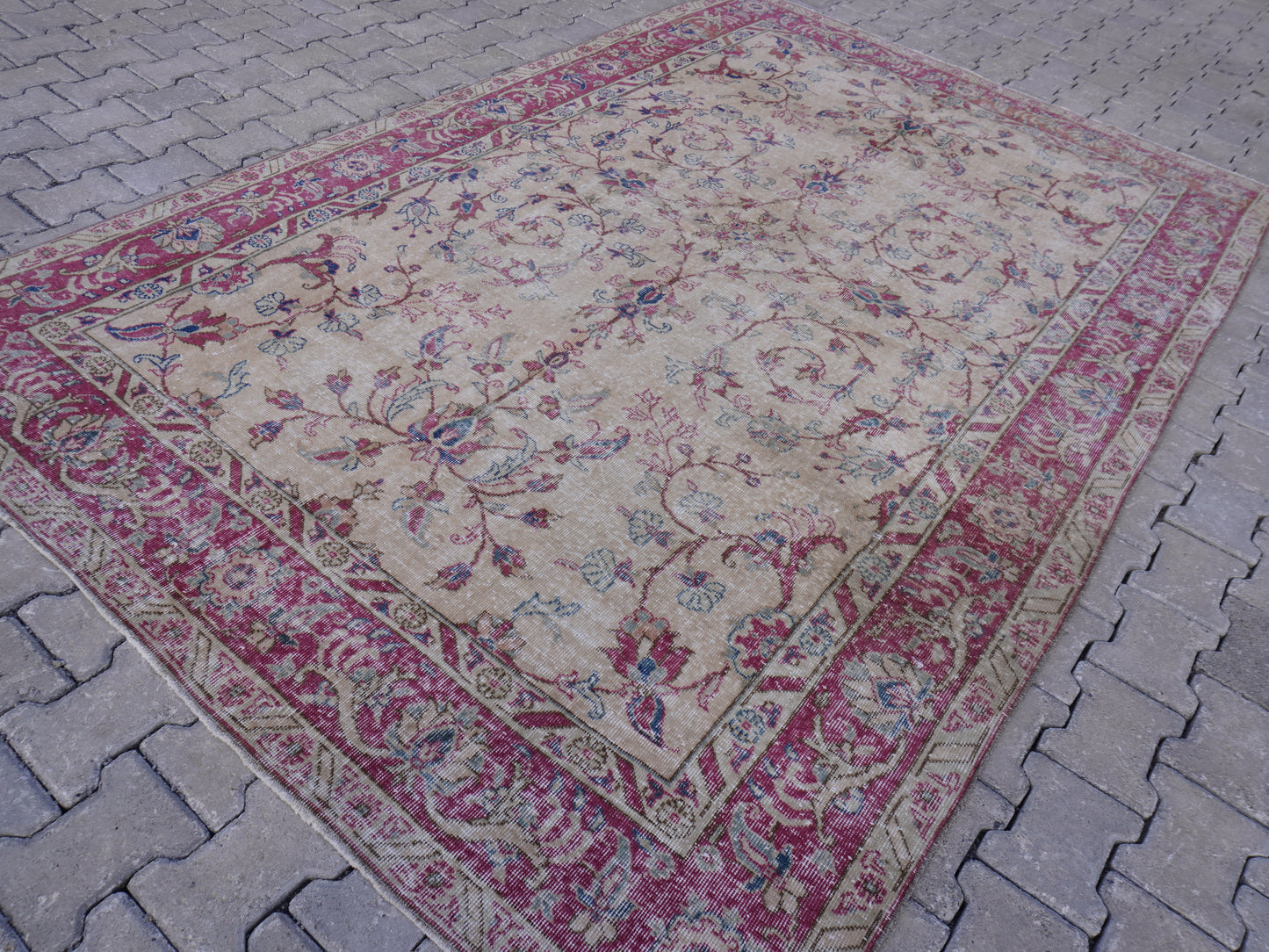 Vinatge Hand Knotted Rug 6x9 ft - skuf45
