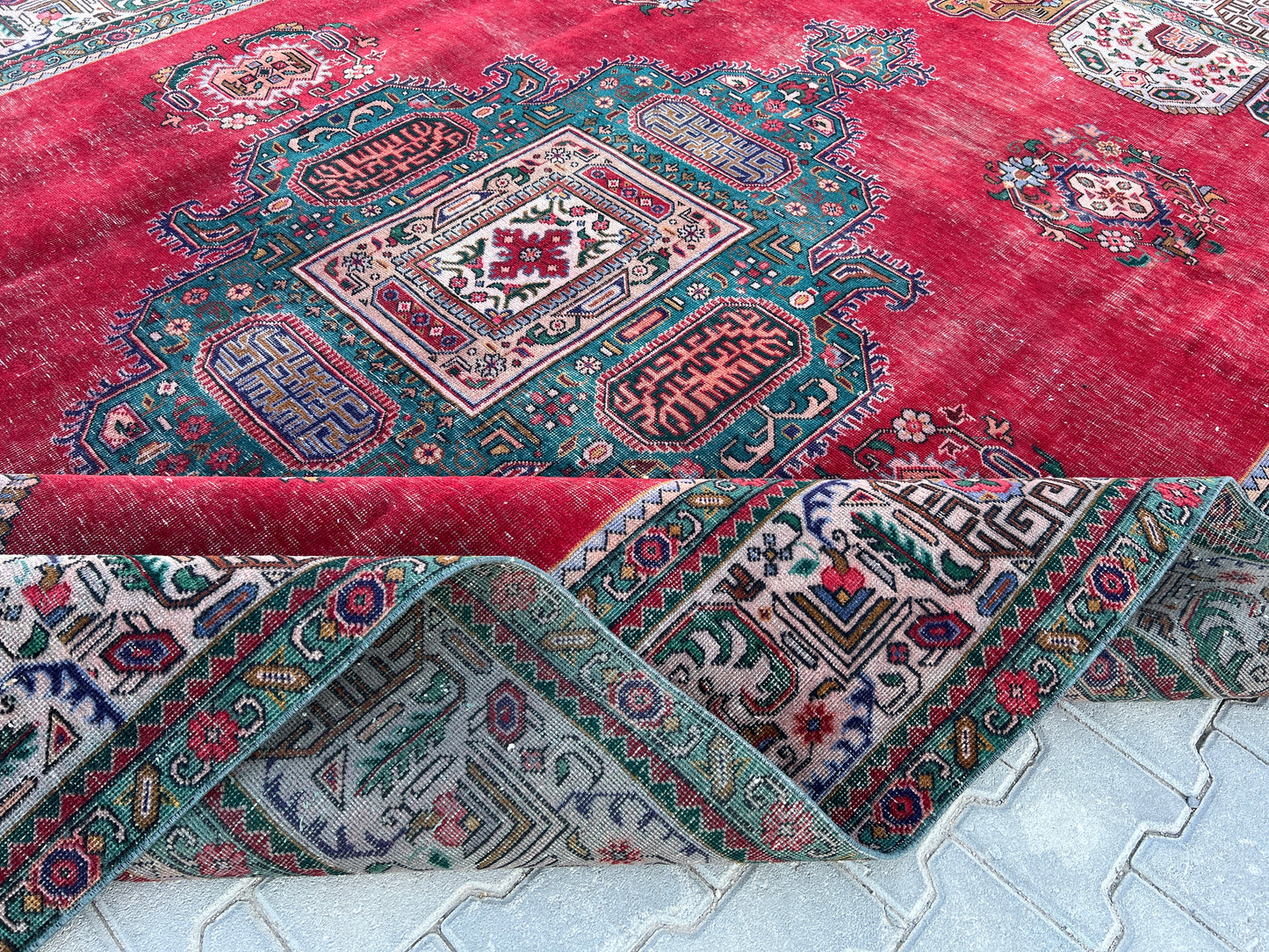 Red Vintage Wool Rug 9x12 ft - sku1267