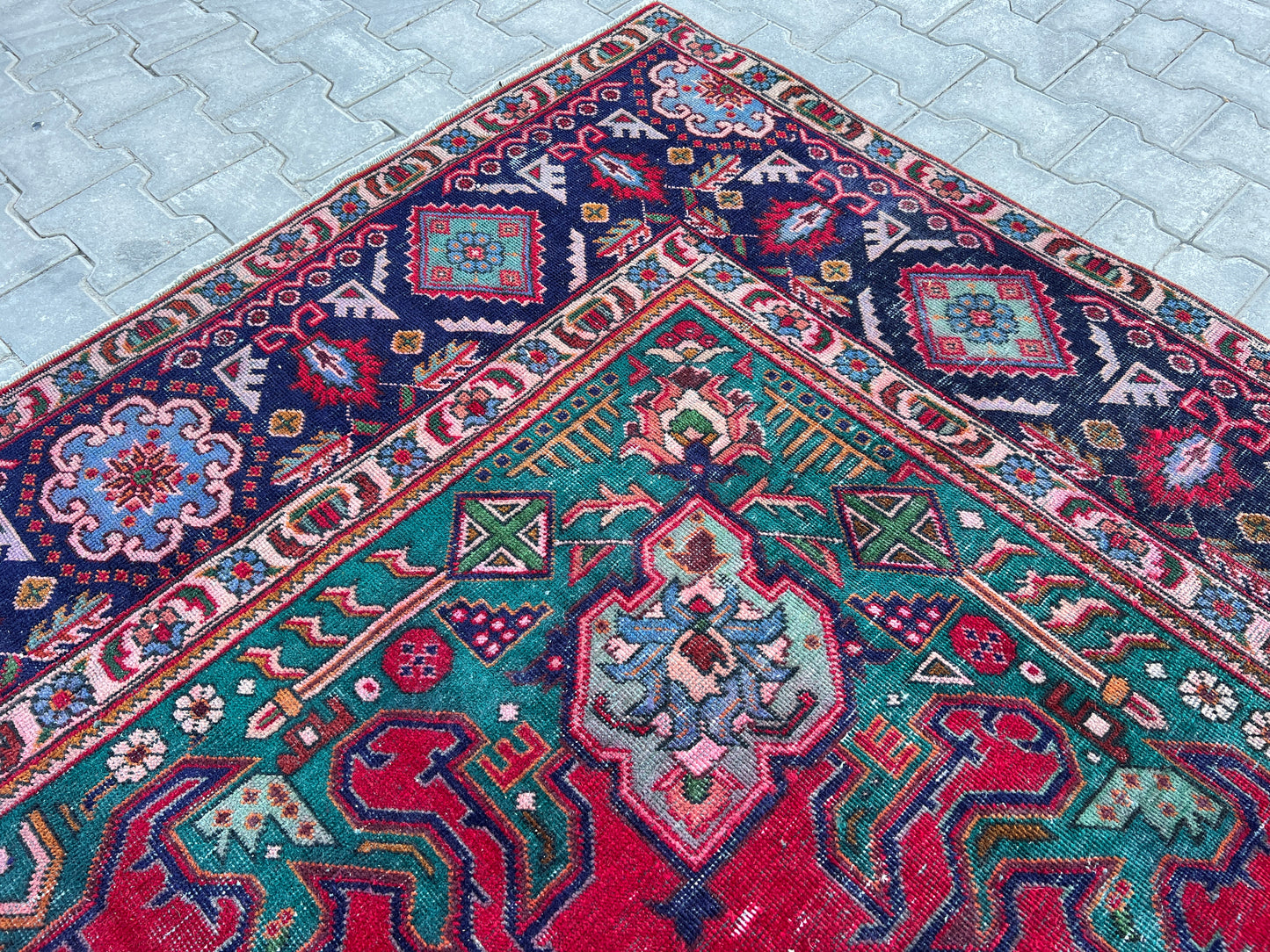Neutral Large Rug 9x12 ft - sku 1320