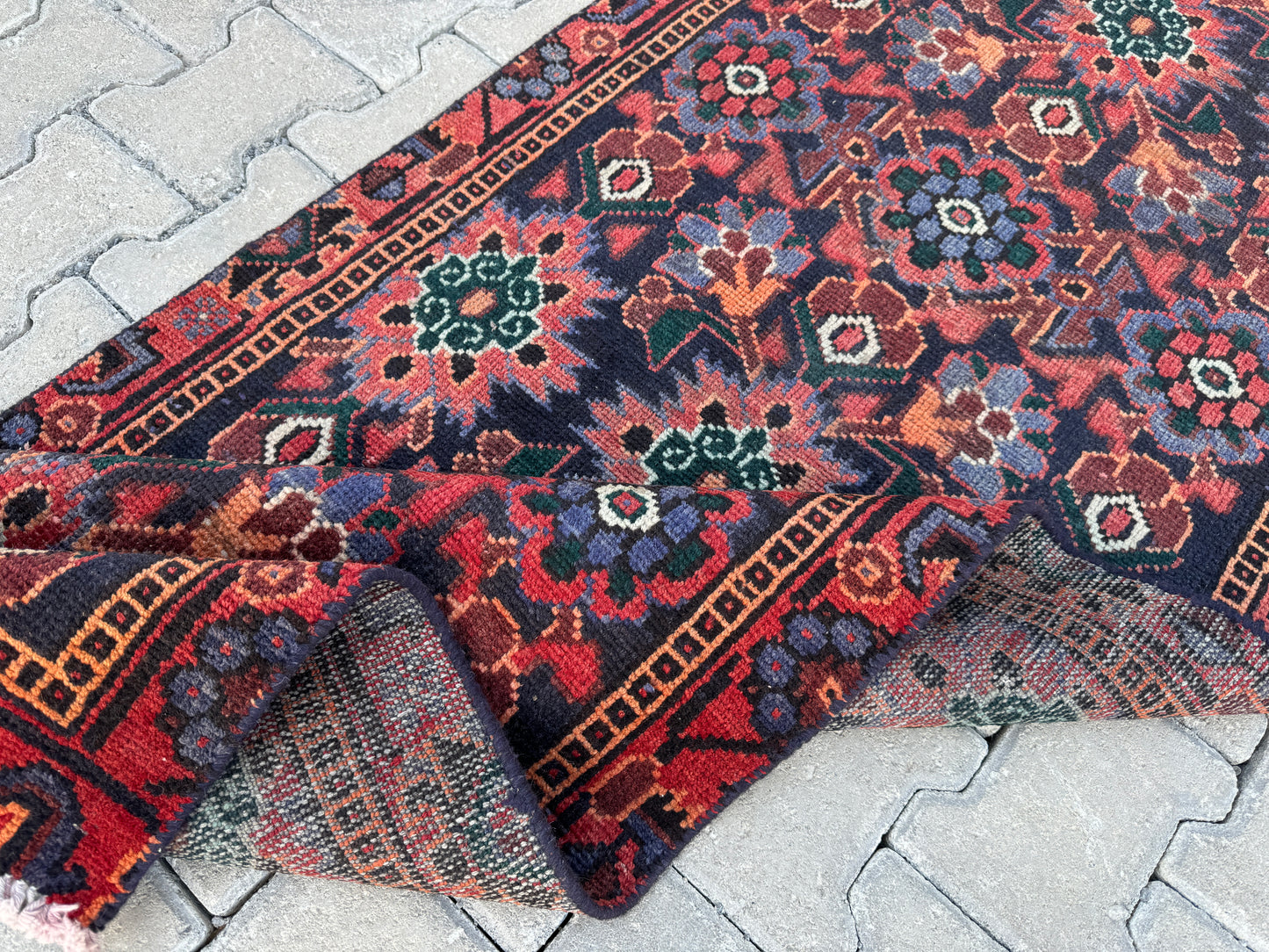 Wool Runner Rug Vintage 3x9 ft - sku1699