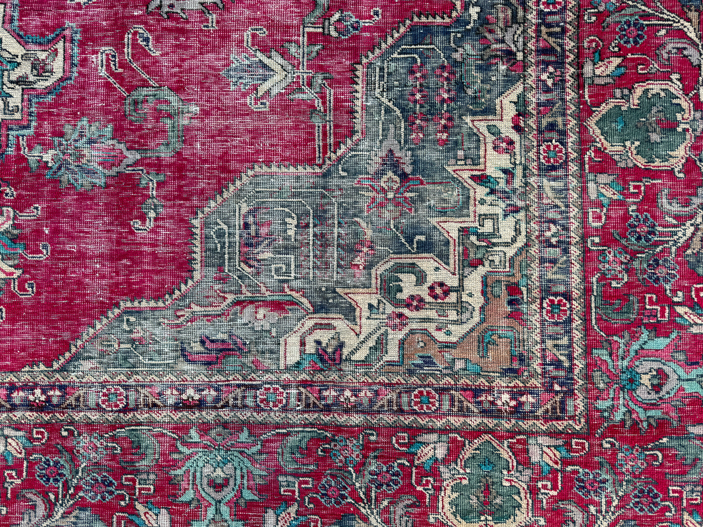 Hand-Knotted Persian Tabriz Rug 9x12 ft - Vintage Medallion Design, 1960s, Red and Green - sku1059