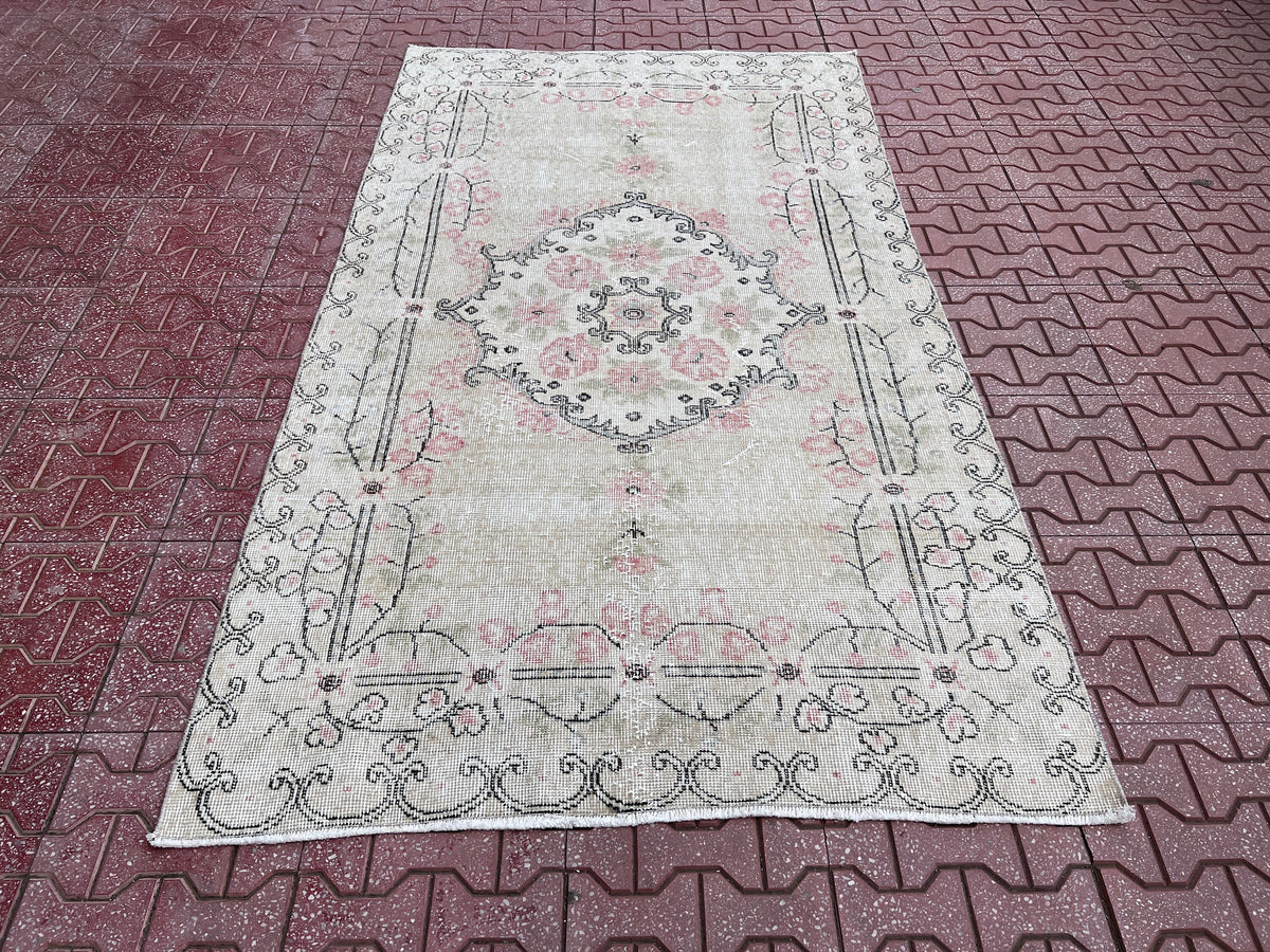 Handwoven Turkish Oushak Rug: 50/50 Wool Cotton Blend