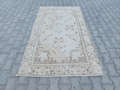 Handwoven Turkish Oushak Rug 4x7: Beige Wool, Bohemian Style