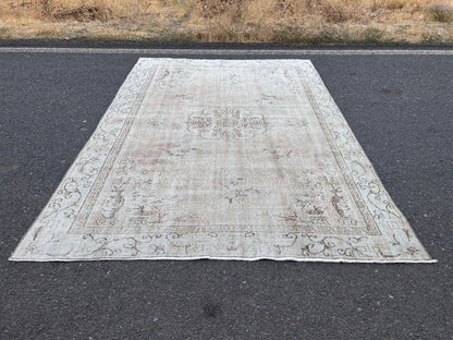 Hand Knotted Oushak Wool Rug 7x10: Neutral Oriental Decor