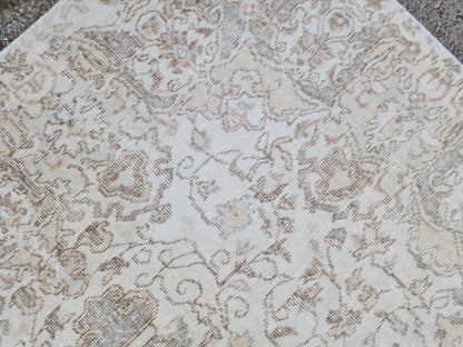 Neutral Rug 5x9, Isparta Wool HandCrafted, Dining Room Decor