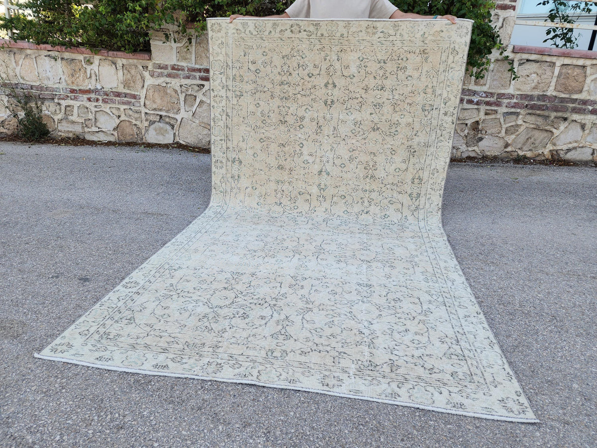 Handwoven Turkish Oushak Rug 5x9 ft: Oriental Bohemian Decor
