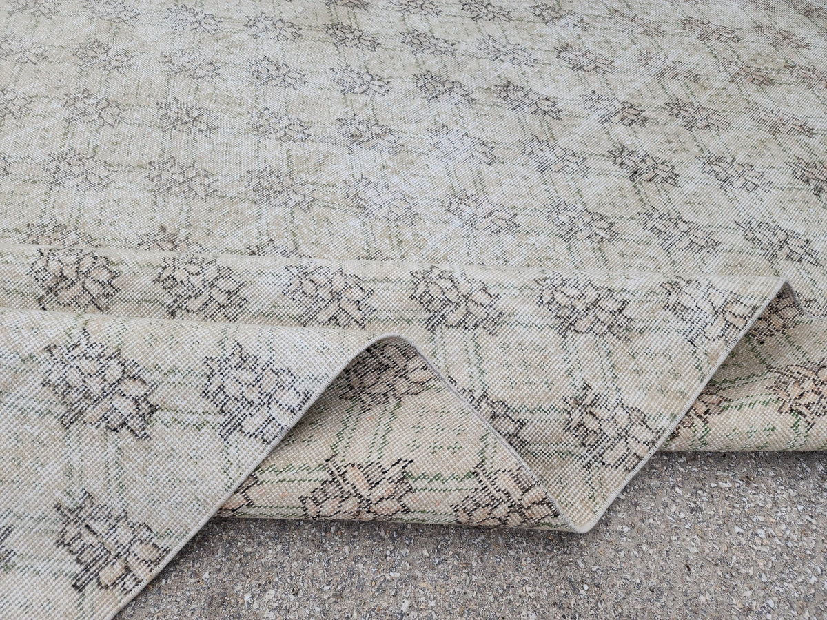 Neutral Oushak Rug 7x10: Hand-Knotted Turkish Wool Area Rug