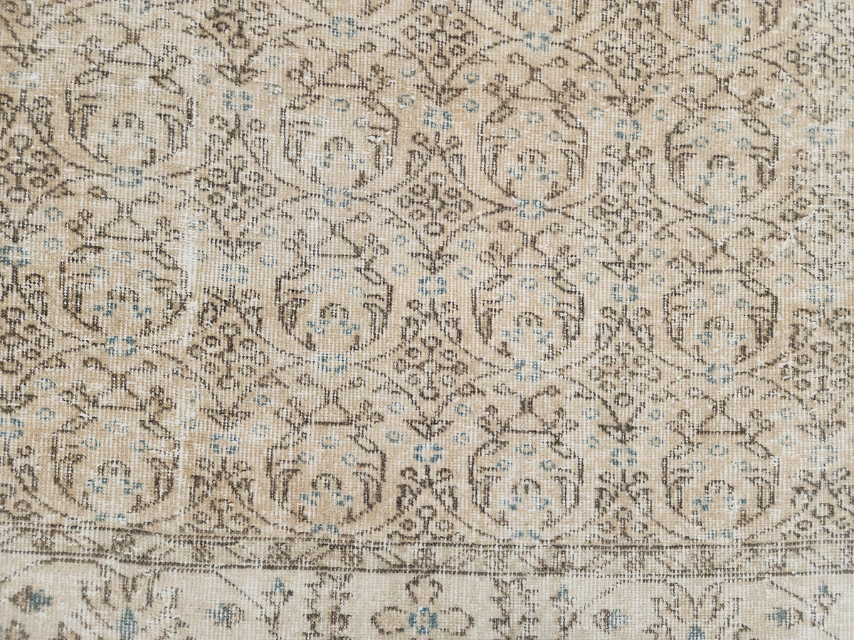 Handwoven Turkish Oushak Rug: 5x9 Wool & Cotton Area Rug