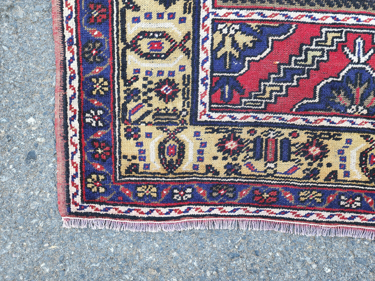 5x8 Vintage Oushak Rug: Hand-Knotted Oriental Wool Rug