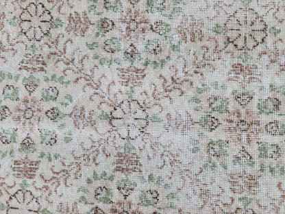 Wool Oushak Rug 6x9: Handwoven Turkish Beige Geometric Rug