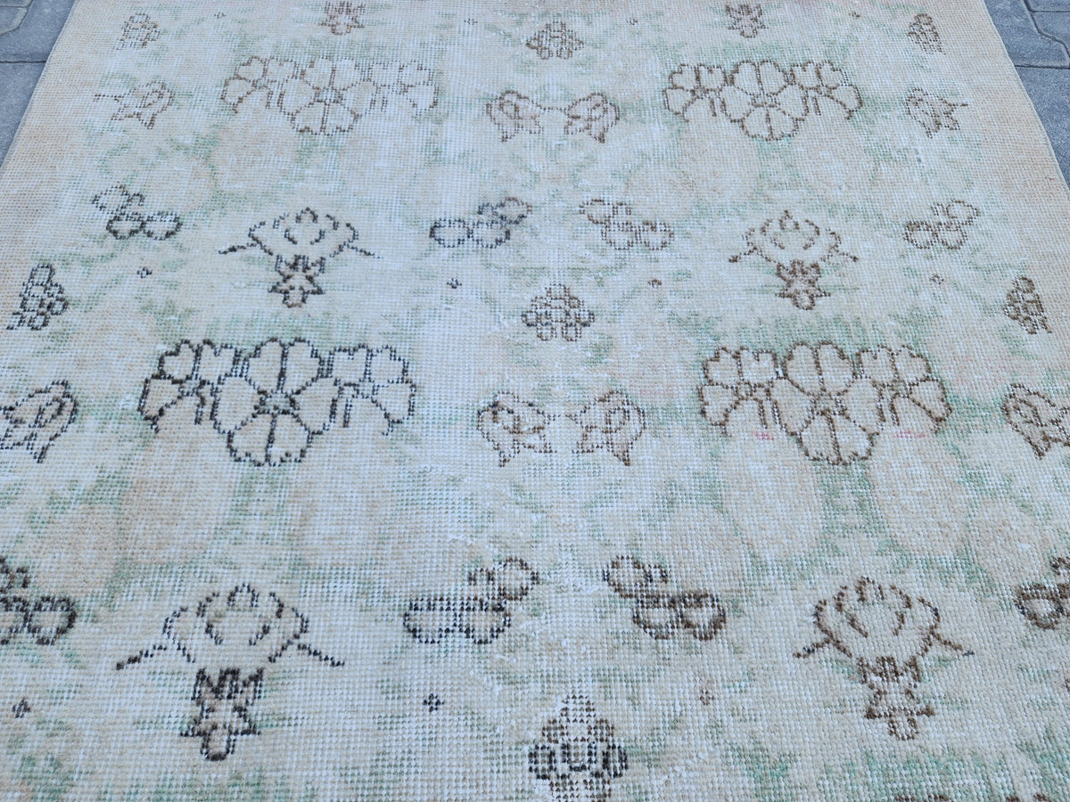 Handwoven Turkish Oushak Rug 4x6: Green Wool & Cotton Vintage Rug