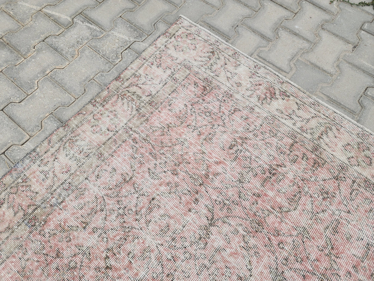 5x9 Handwoven Turkish Oushak Rug: Vintage Pink Oriental Rug