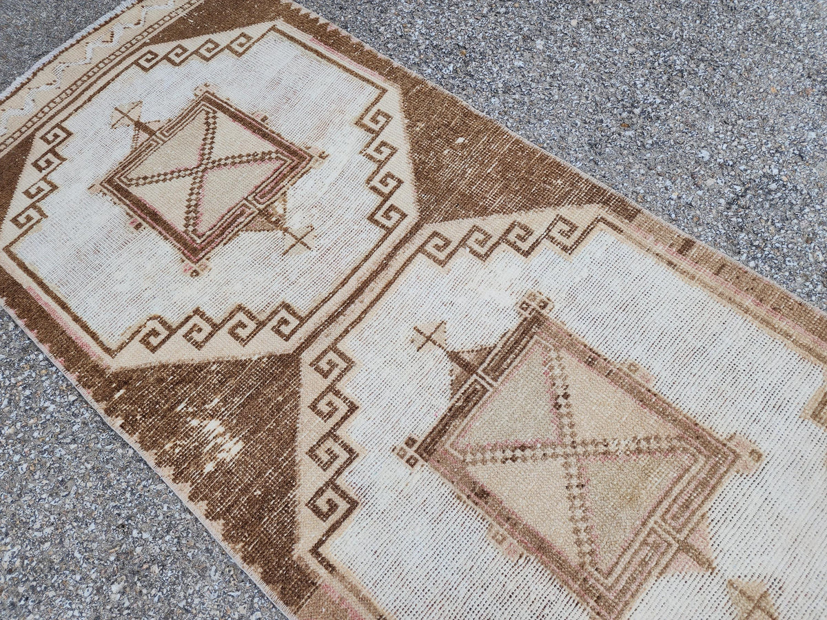 2x11 Turkish Oushak Wool Runner Rug: Bohemian Farmhouse Hallway Decor