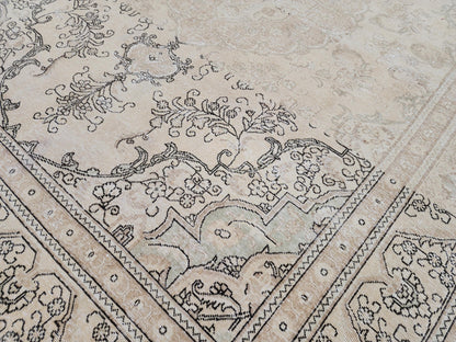 9×12  Vintage Wool Rug : Rustic Abraj  Hand-Woven, Neutral and Beige