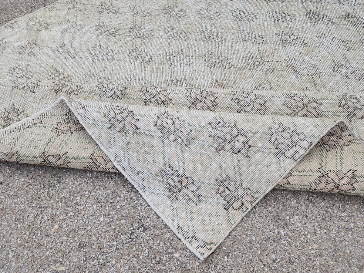 Neutral Oushak Rug 7x10: Hand-Knotted Turkish Wool Area Rug